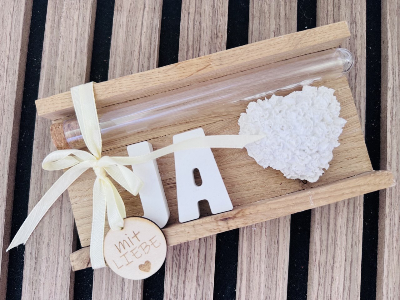 Geschenk "JA" inkl. Reagenzglas